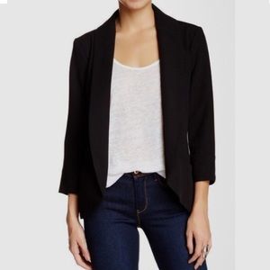 Harlowe & Graham Circle Hem Blazer Black